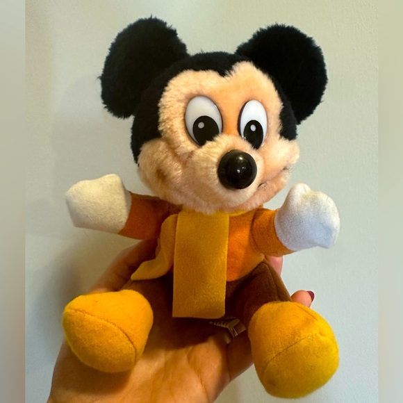 Other - Vintage mickey's Christmas Carol Mickey plush toy